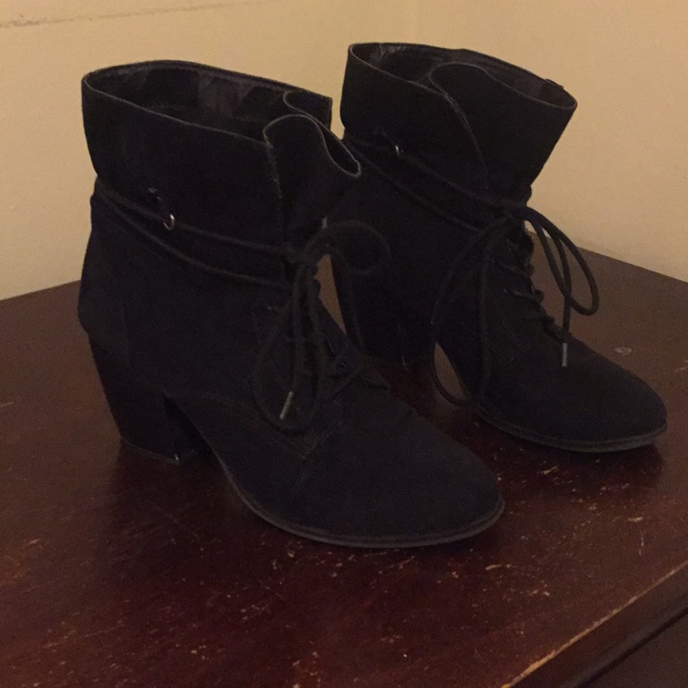 Black Chelsea Boots ⚡️